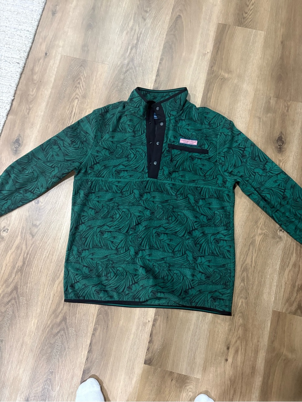 Vineyard Vines Green Printed Pullover with Black Trim